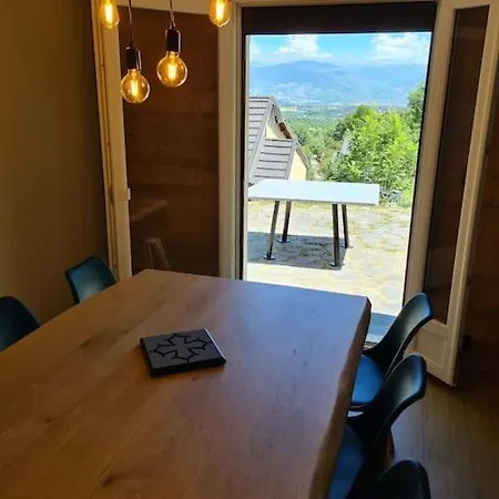 Le Parc De Latour, Au Pied De La Montagne Prázdninový dům *