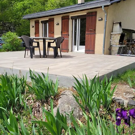Prázdninový dům Le Parc De Latour, Au Pied De La Montagne *